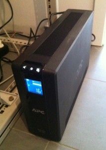 APC Back-UPS Pro 900 USV