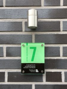 Grüne Hausnummer - Lüneburg