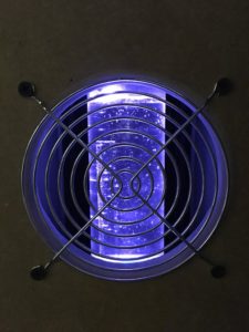 Computer Hardware 2018 - Wasserkühlung Ausgleichbehälter blau beleuchtet